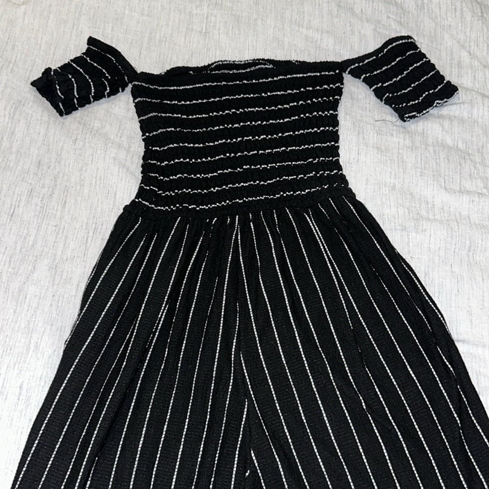 Altarโs State Black and white striped jumpsuit ๐ค๐ค๐ค - Picture 6 of 6